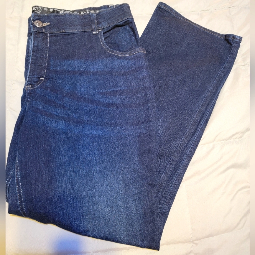Like New! Women's Riders by Lee Midrise Bootcut 18W